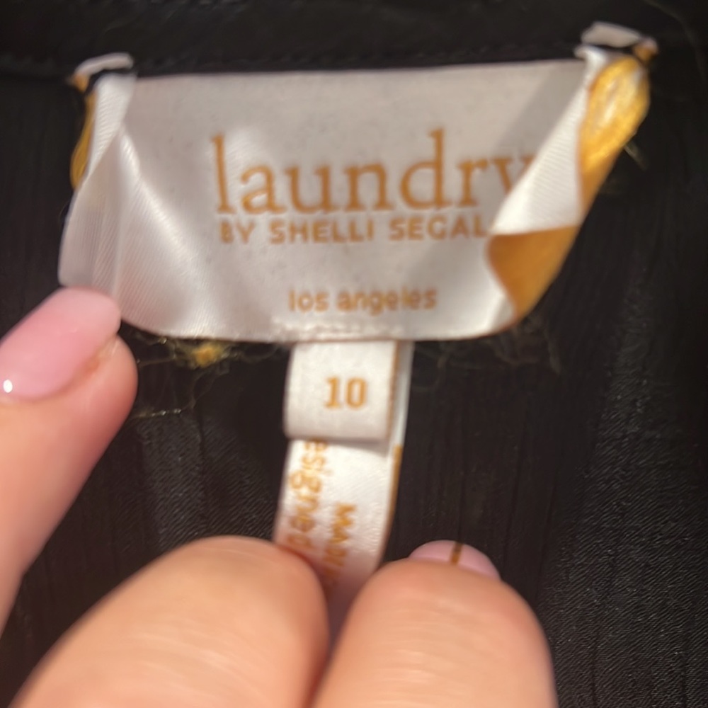 Laundry b-neck black blouse - Picture 5 of 6